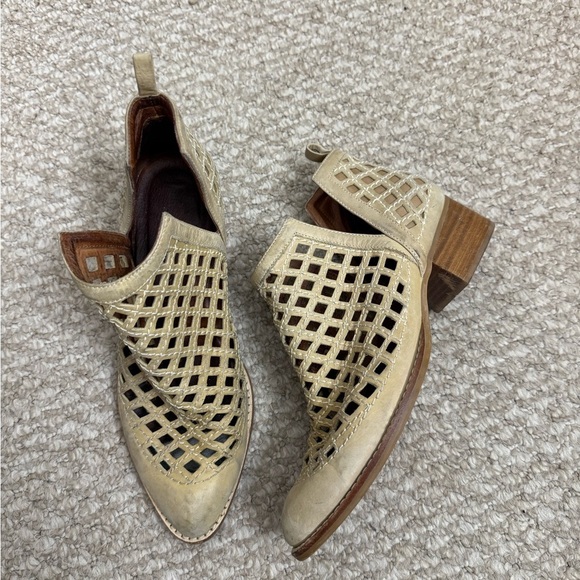 Jeffrey Campbell Shoes - Jeffrey Campbell Taggart Taupe Cut Out Pointed Toe Western Booties size 8